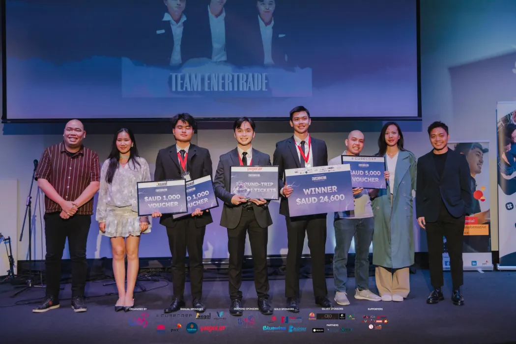 EnerTrade team winning the competition